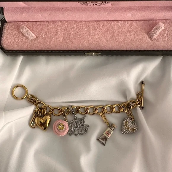 Juicy Couture Vintage  Gold Bracelet with charms - Picture 10 of 16